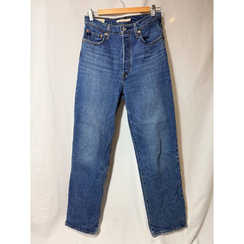 Levi’s Premium Ribcage Straight Jeans Women’s 28 x 32 High Rise Medium Wash